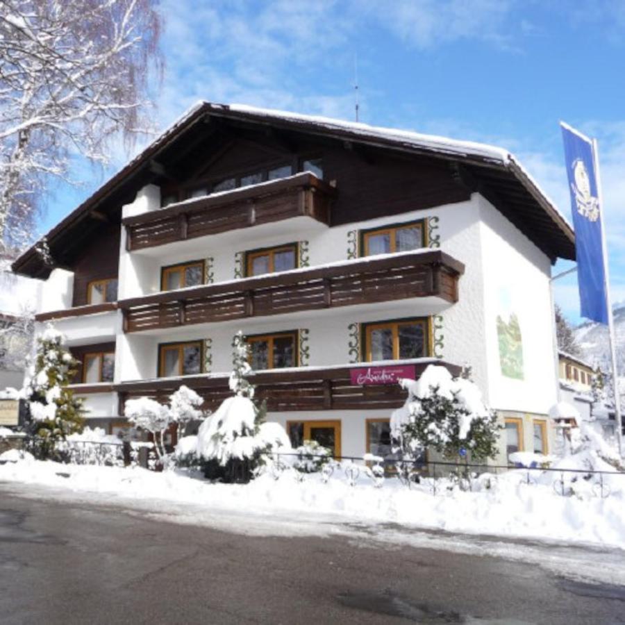 Hotel Restaurant Amadeus - Inclusive Skipass Und Vieles Mehr Bad Hindelang Exterior photo